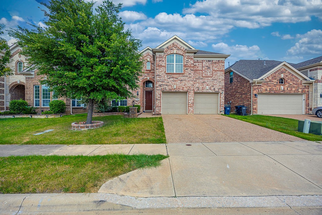 15516 Mayflower Trail