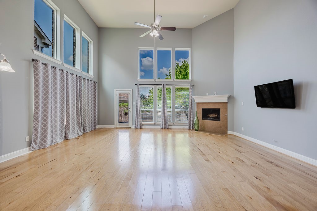 15516 Mayflower Trail