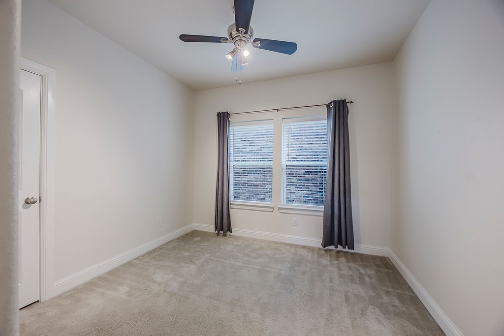 15516 Mayflower Trail