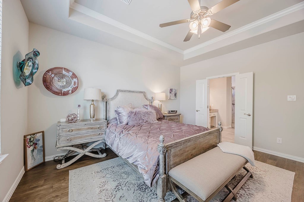 2804 Esplanade Boulevard 2804