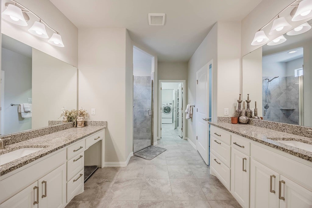 2804 Esplanade Boulevard 2804