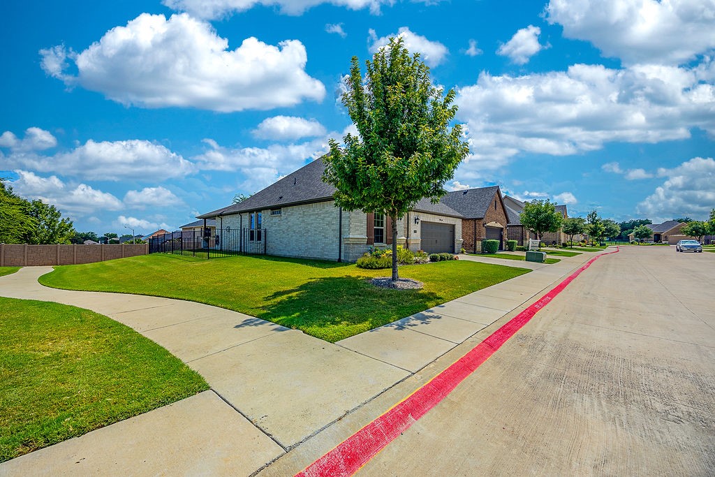 2804 Esplanade Boulevard 2804