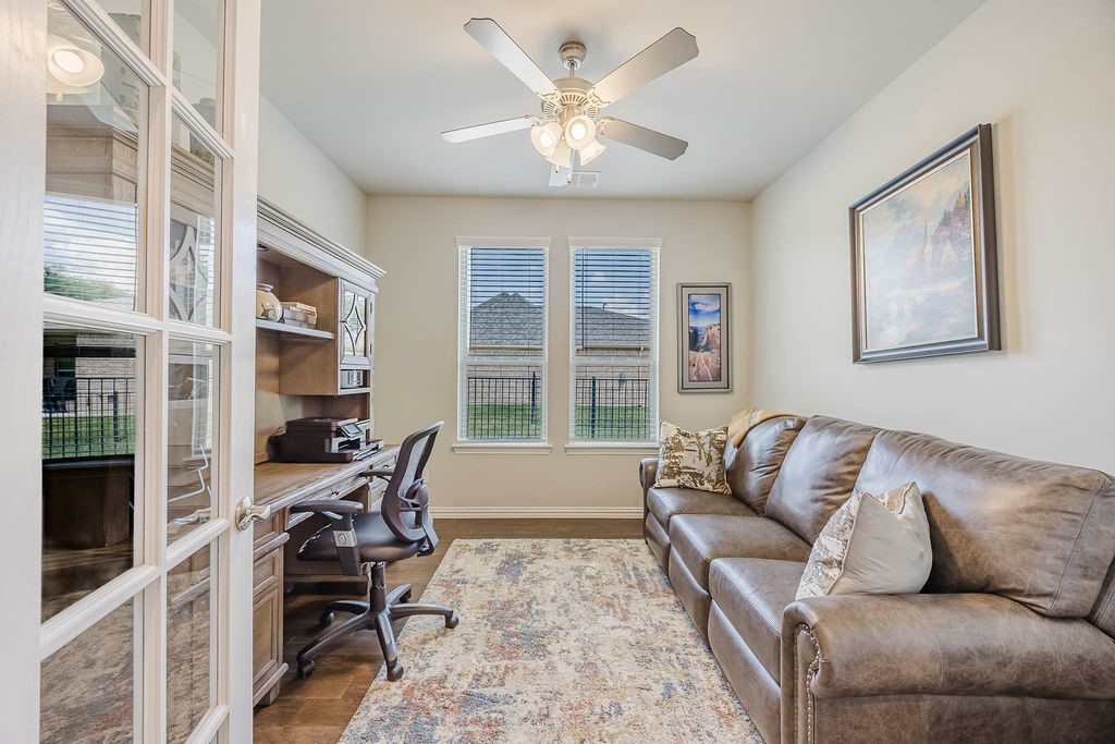 2804 Esplanade Boulevard 2804