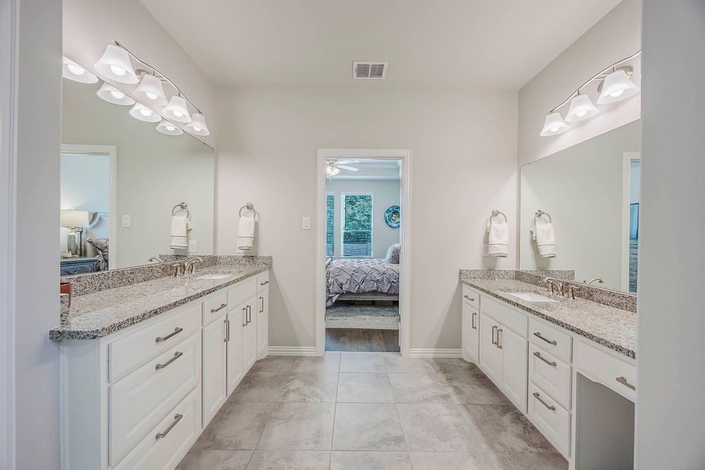 2804 Esplanade Boulevard 2804