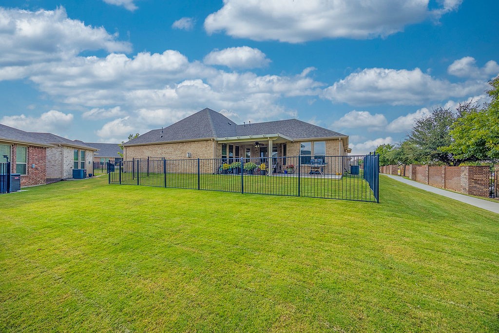 2123 Ladera Way 2123