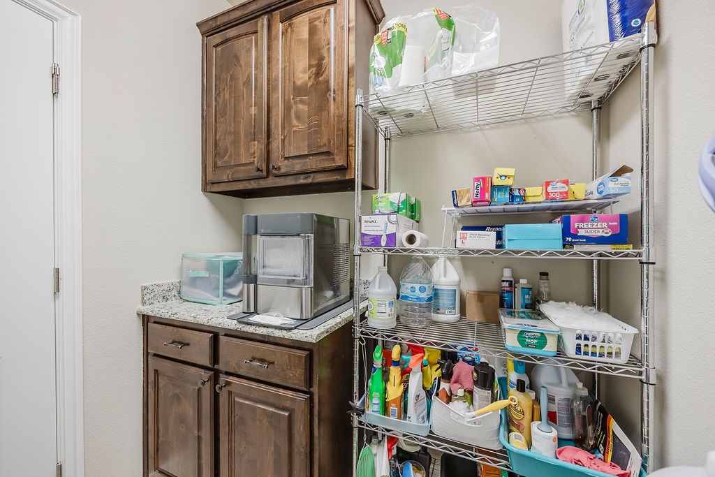 2123 Ladera Way 2123