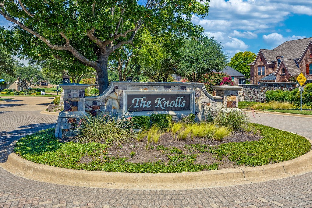 4101 Rolling Knolls Drive