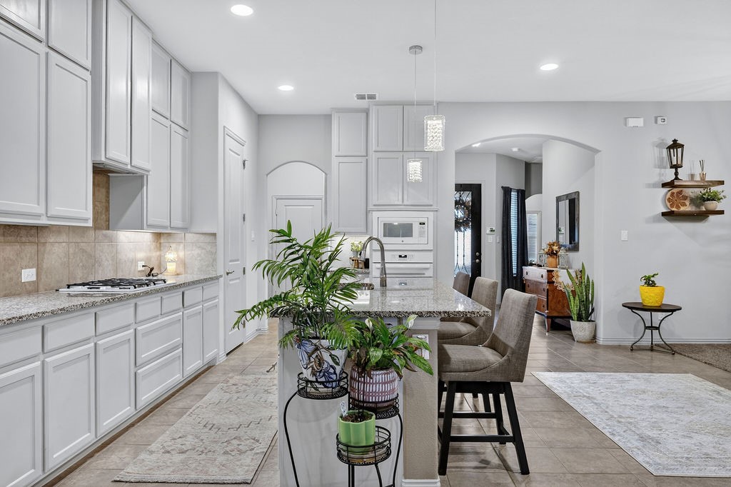 2801 Vista Azul Place 2801