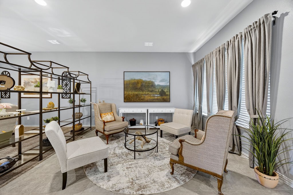 2801 Vista Azul Place 2801