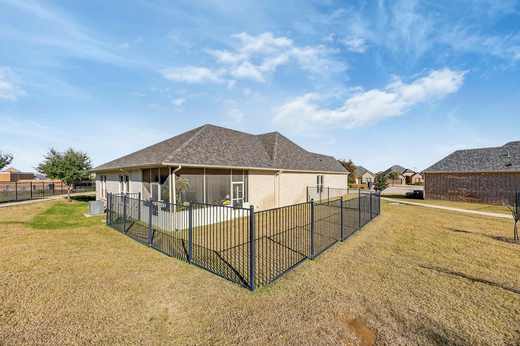 2801 Vista Azul Place 2801