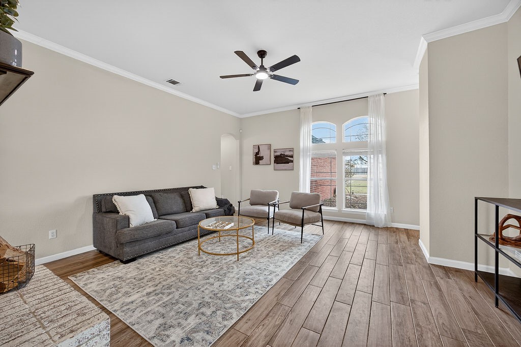 1115 Red River Drive