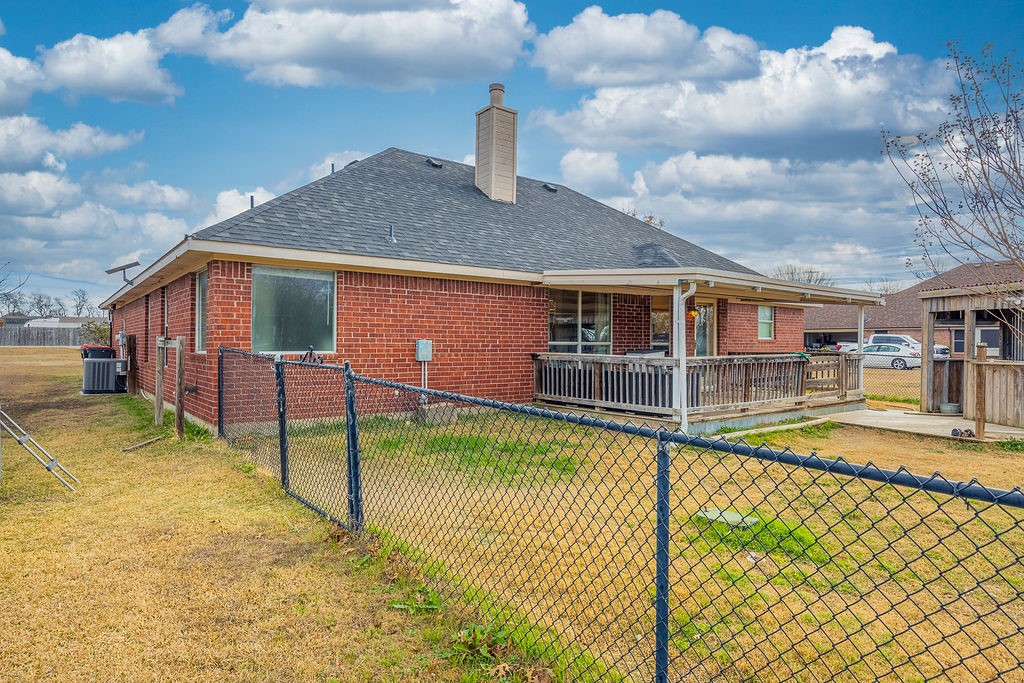 1115 Red River Drive