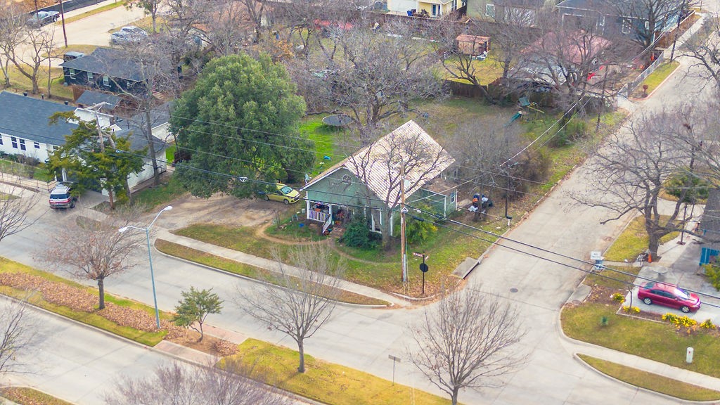 205 W Broad Street