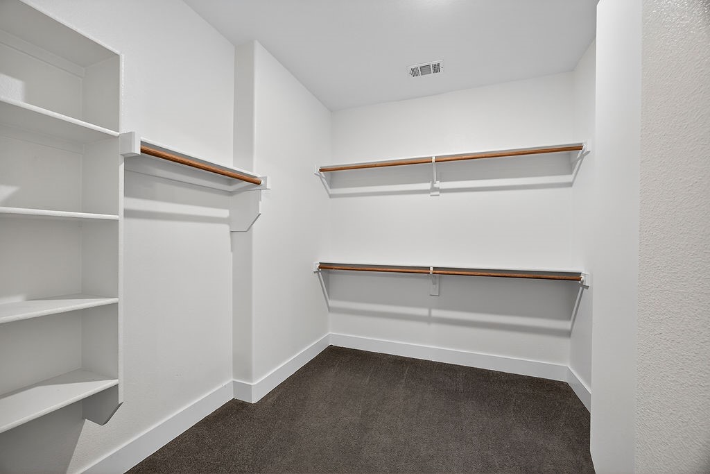 1913 E Myrtle Street