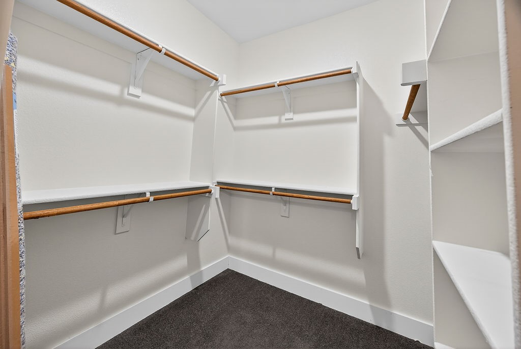 1913 E Myrtle Street