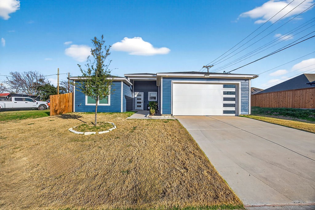 1913 E Myrtle Street