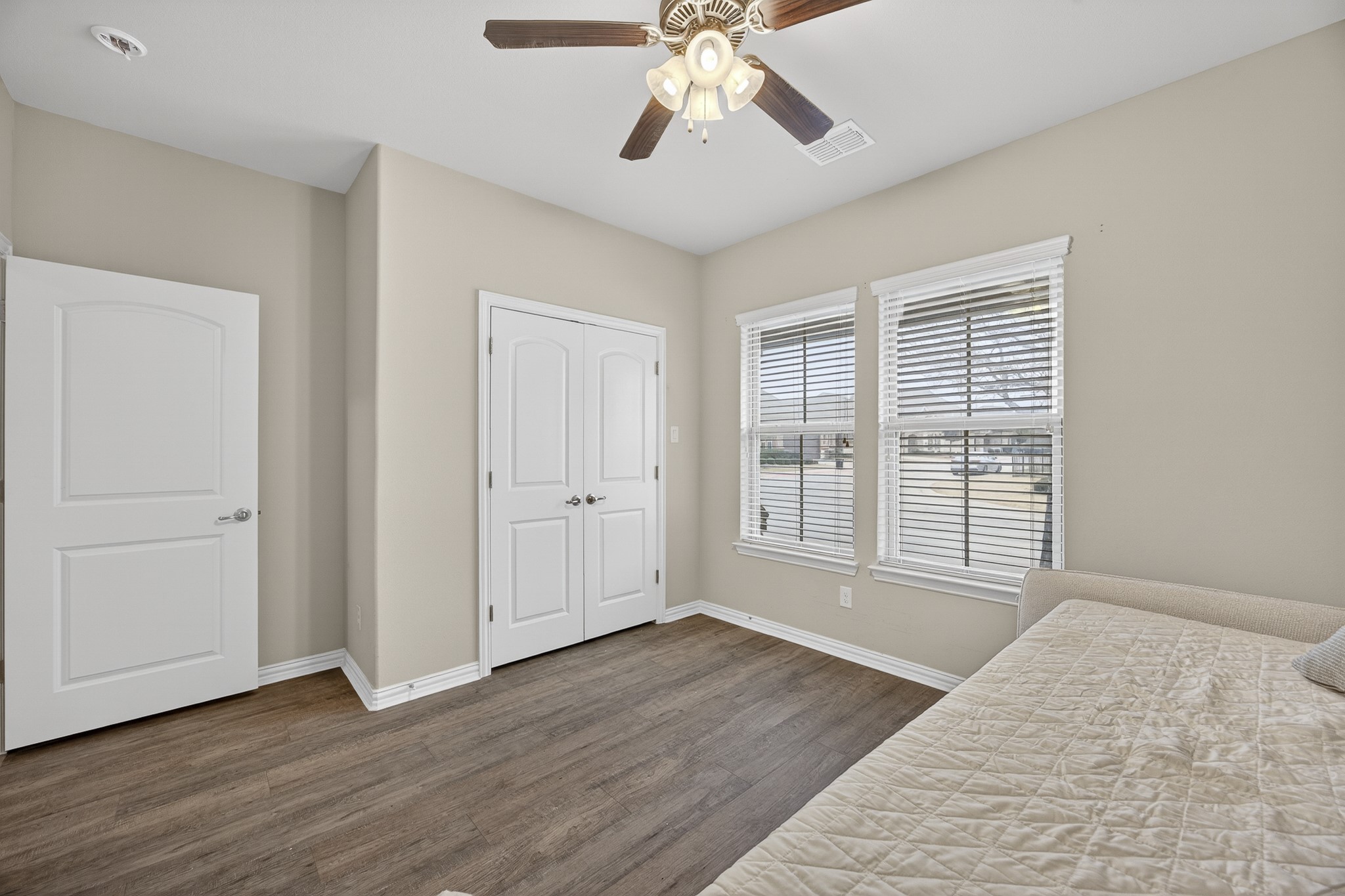 1815 Ladera Way 1815