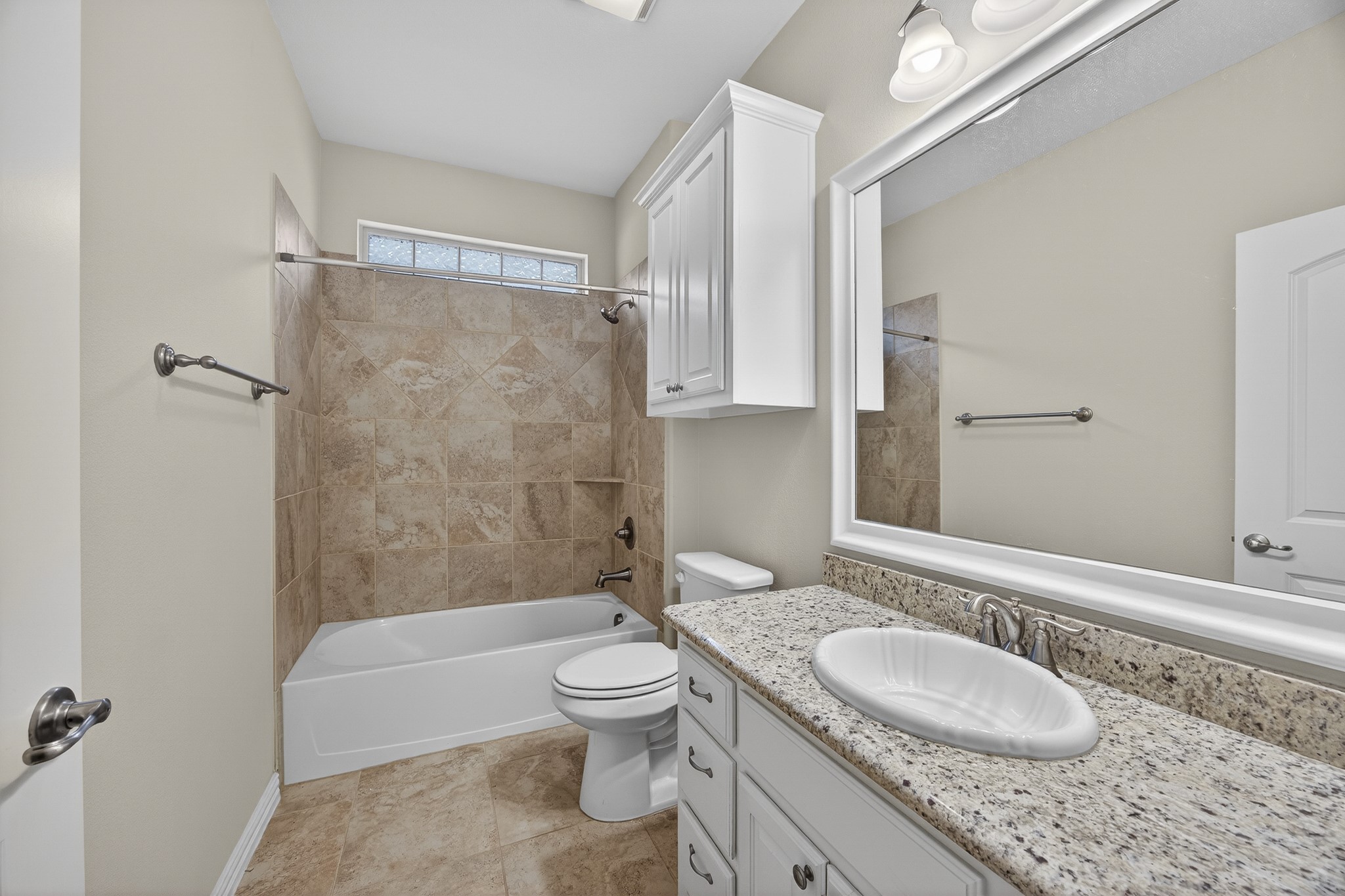 1815 Ladera Way 1815