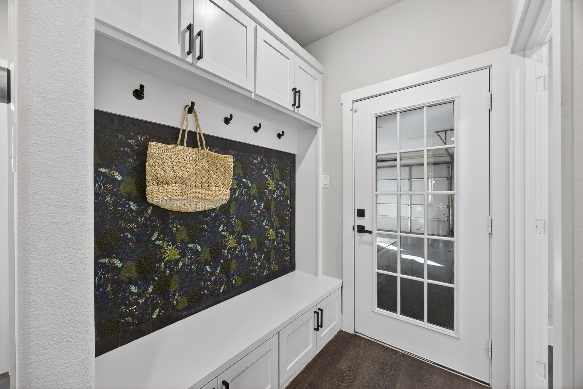 1913 E Myrtle Street