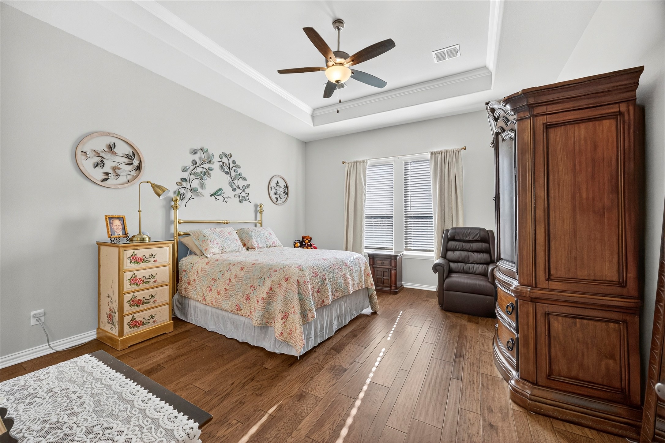 2702 Esplanade Boulevard 2702