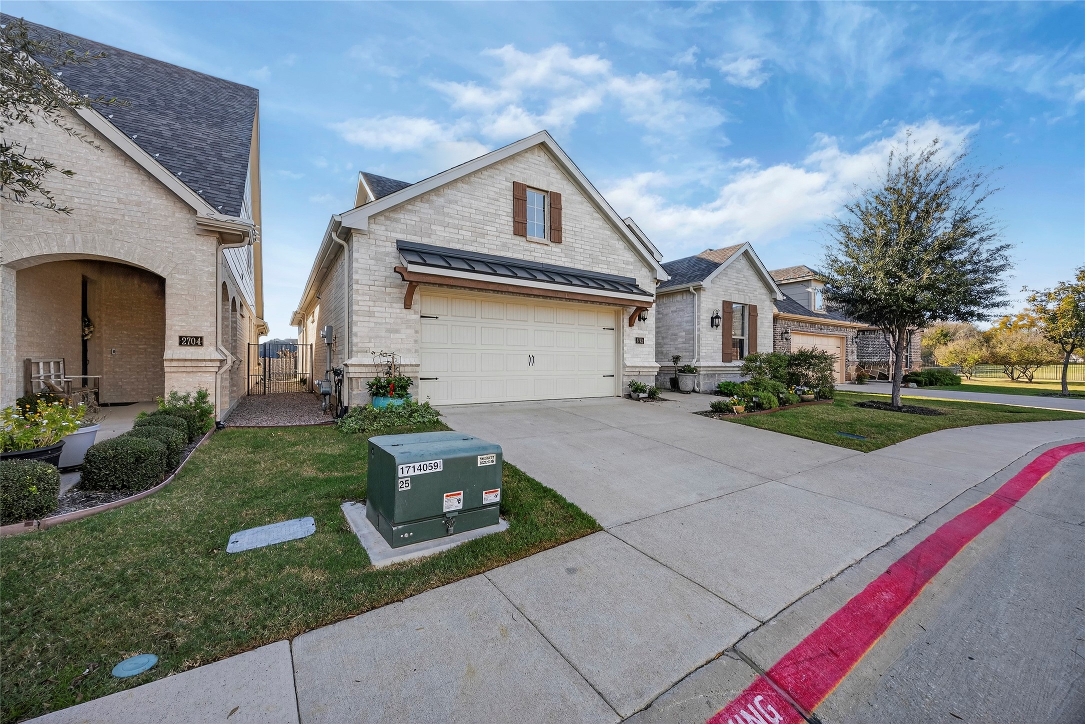 2702 Esplanade Boulevard 2702