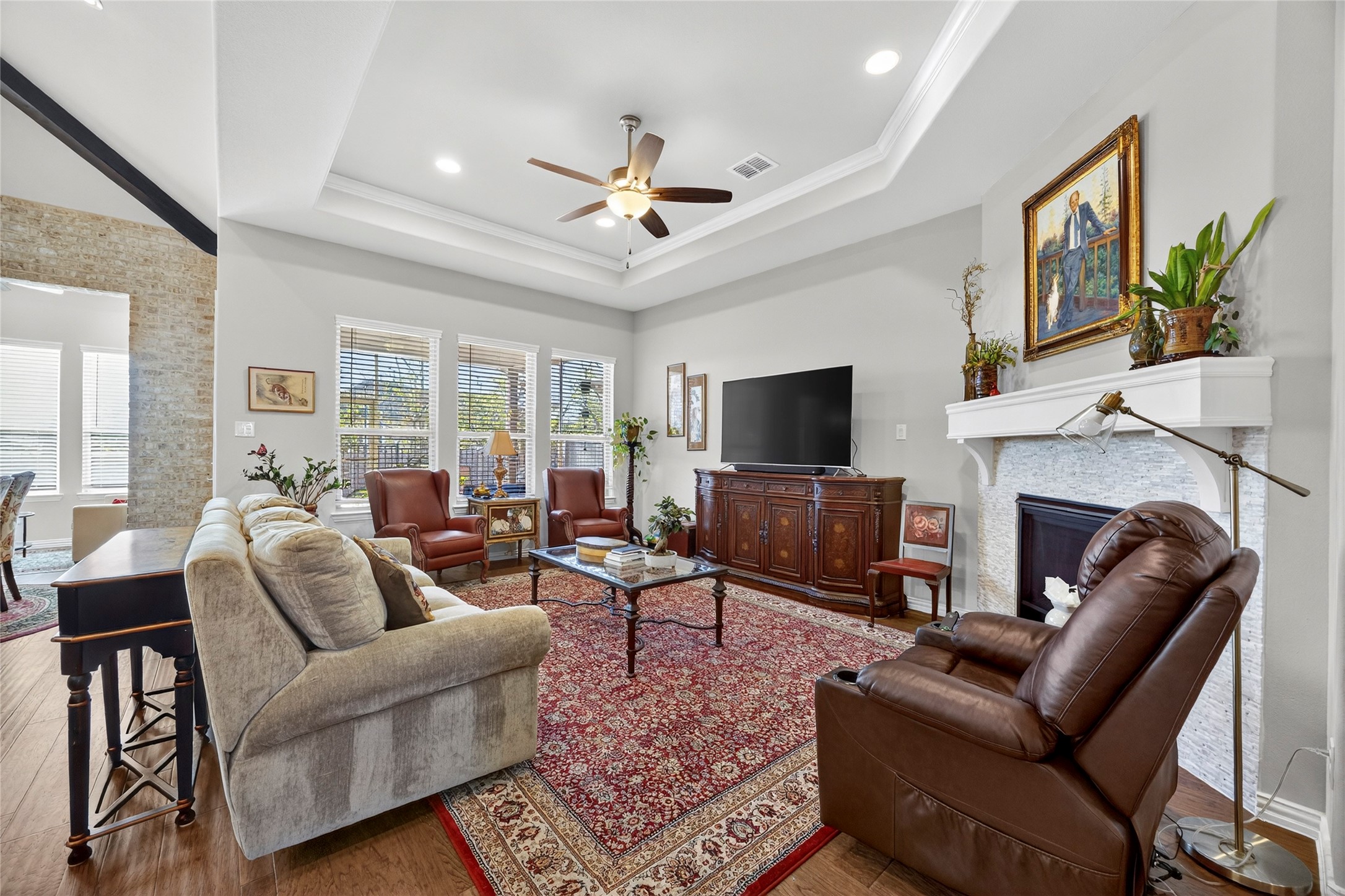 2702 Esplanade Boulevard 2702