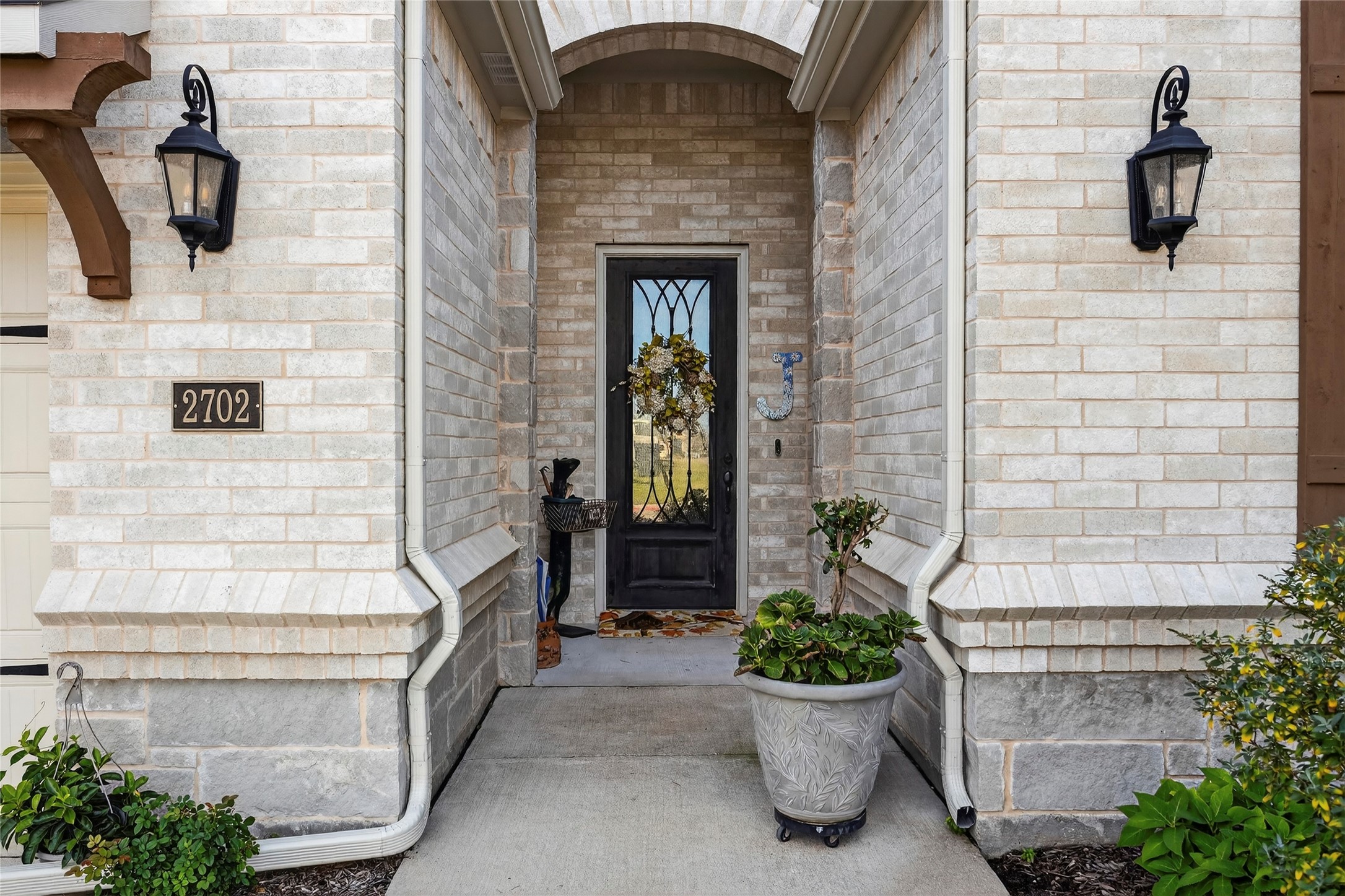 2702 Esplanade Boulevard 2702