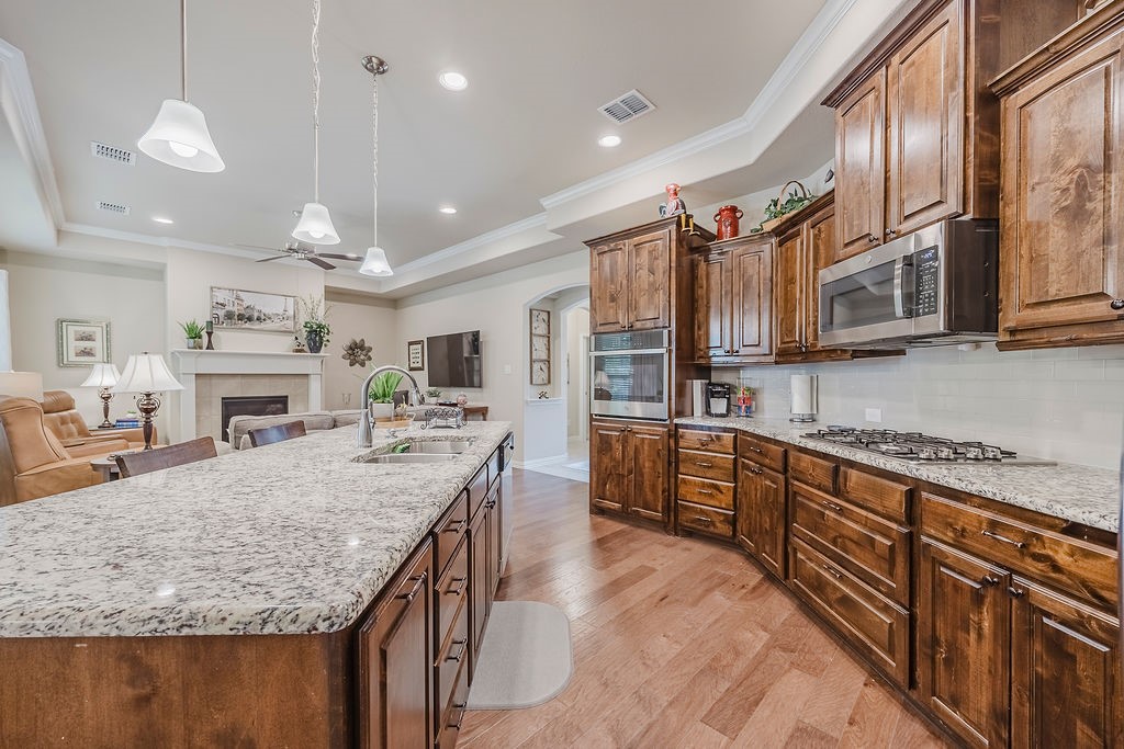 2123 Ladera Way 2123