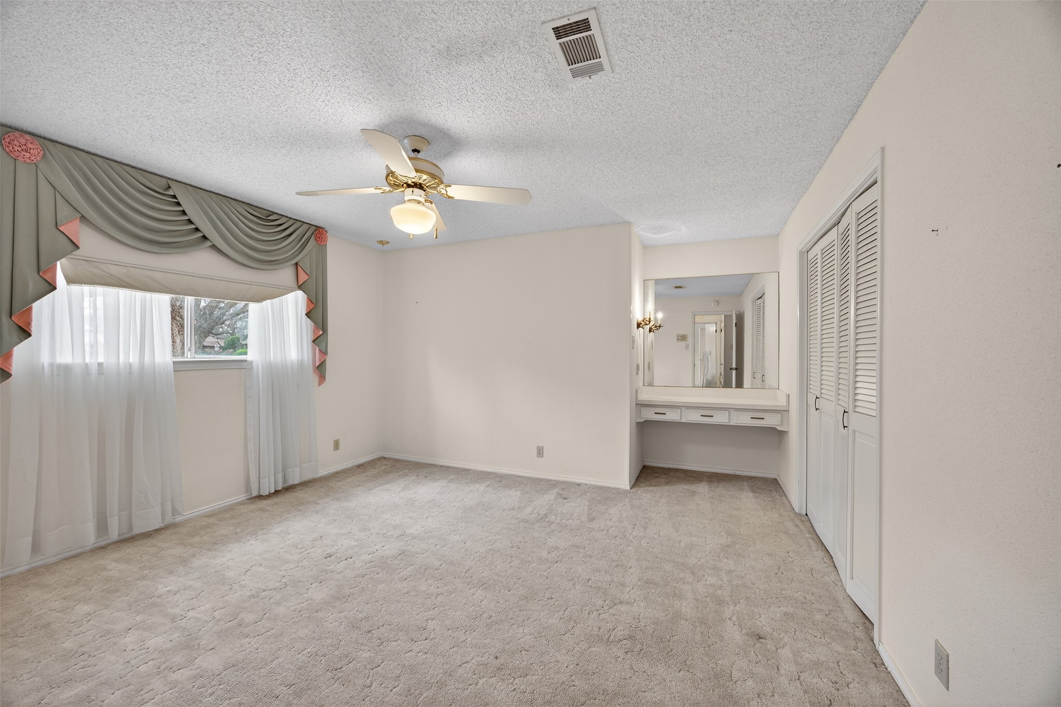 2907 Glasgow Drive