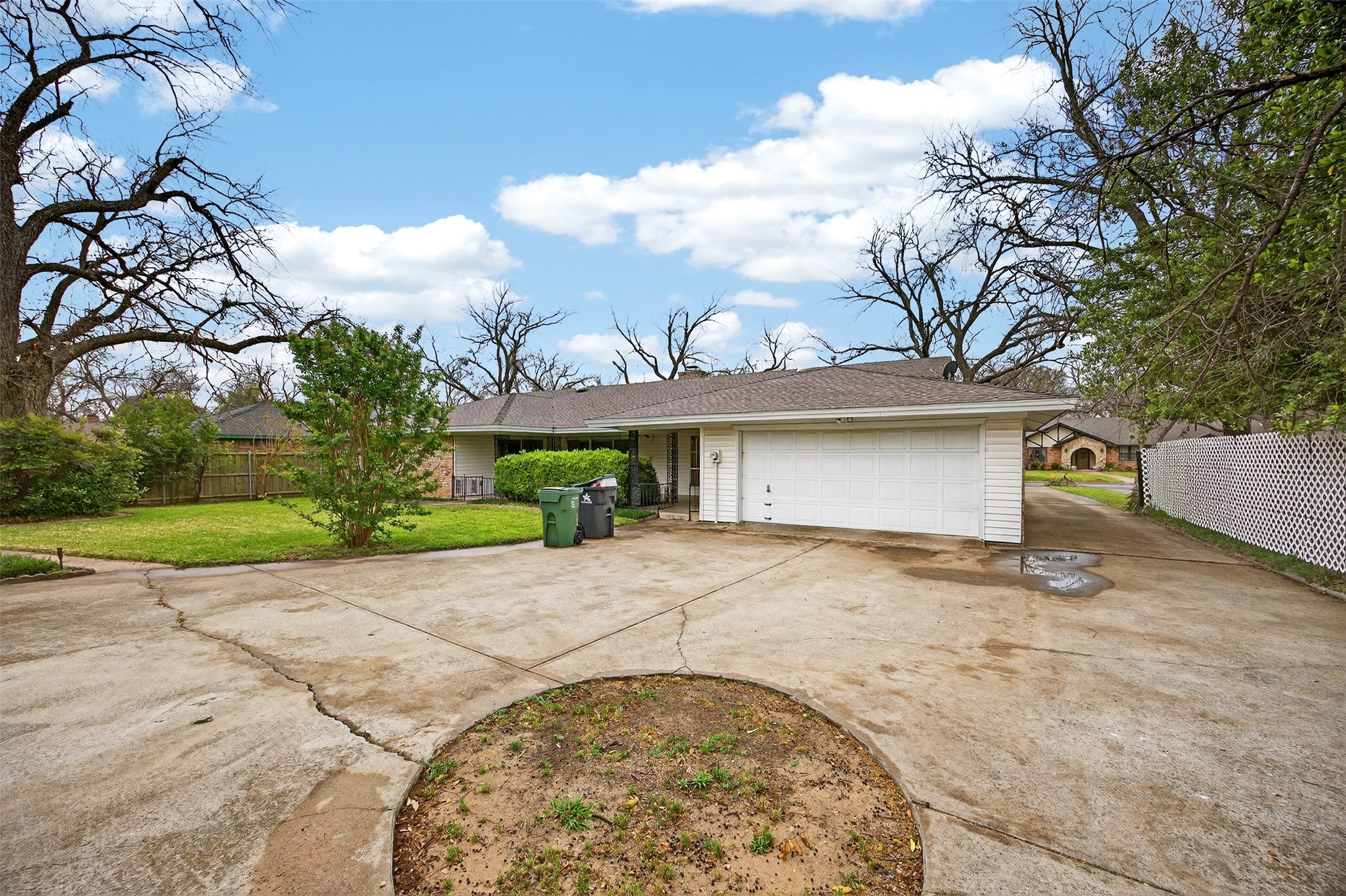 2907 Glasgow Drive