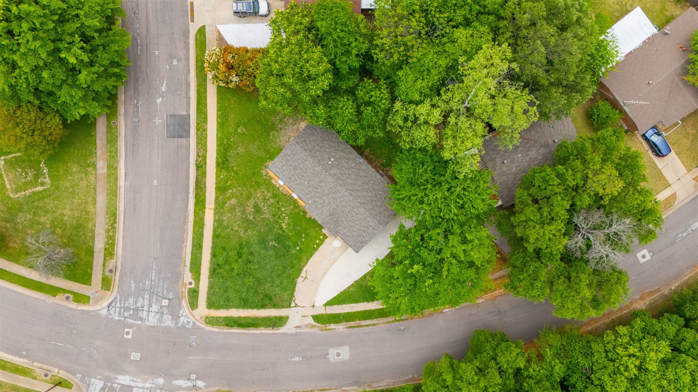6401 Loydhill Lane