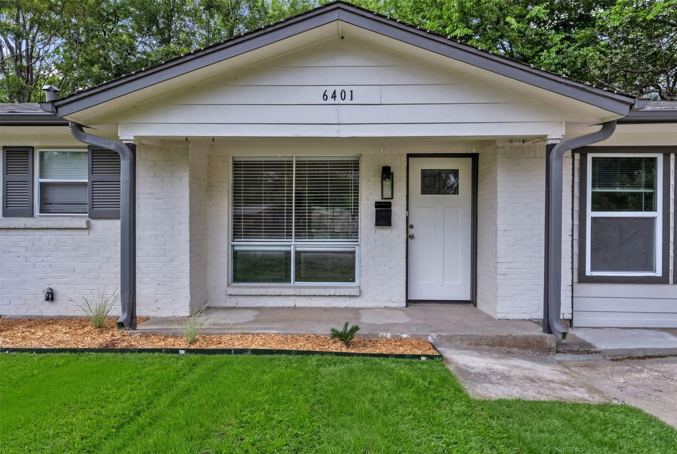 6401 Loydhill Lane