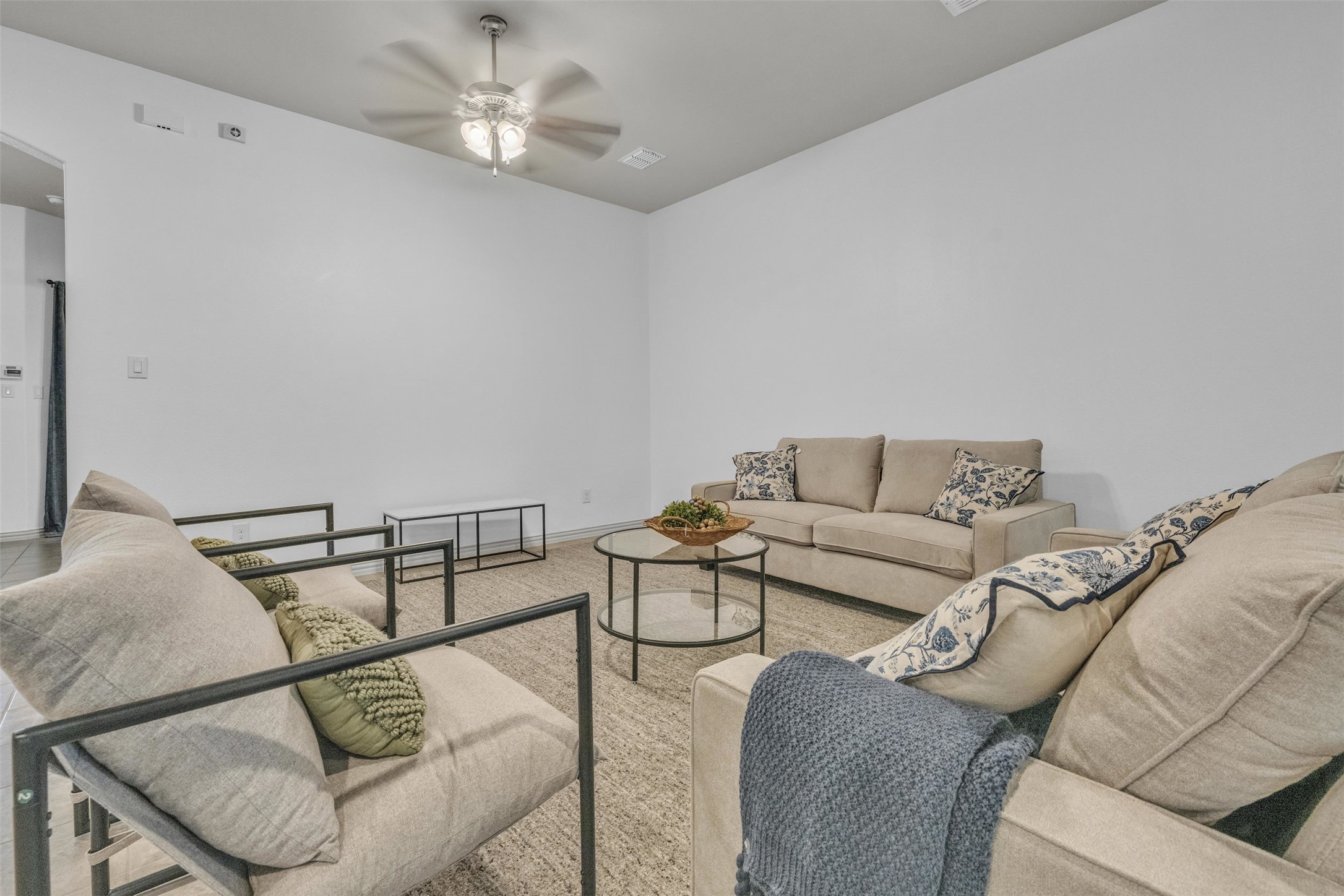 2801 Vista Azul Place 2801