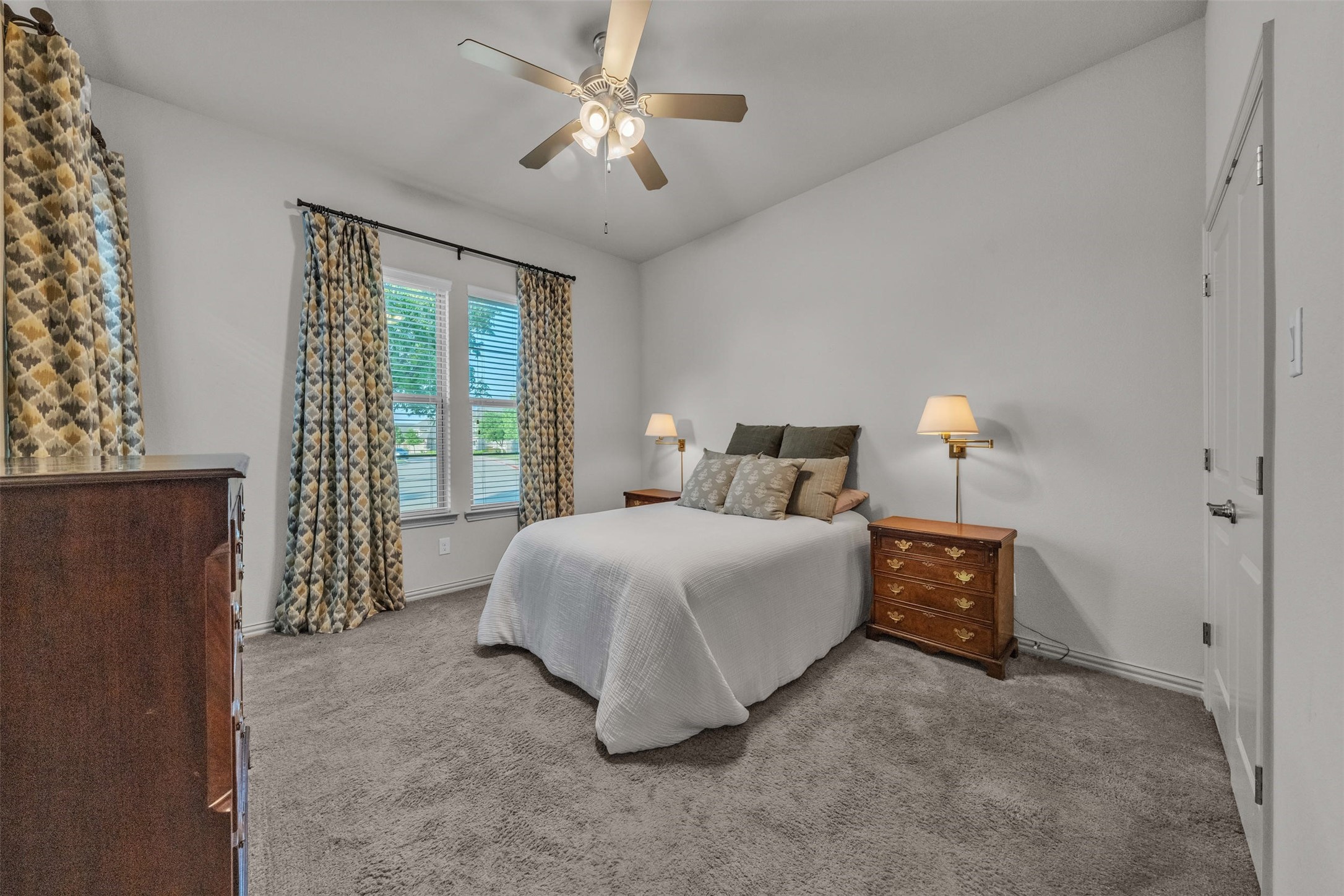 2801 Vista Azul Place 2801