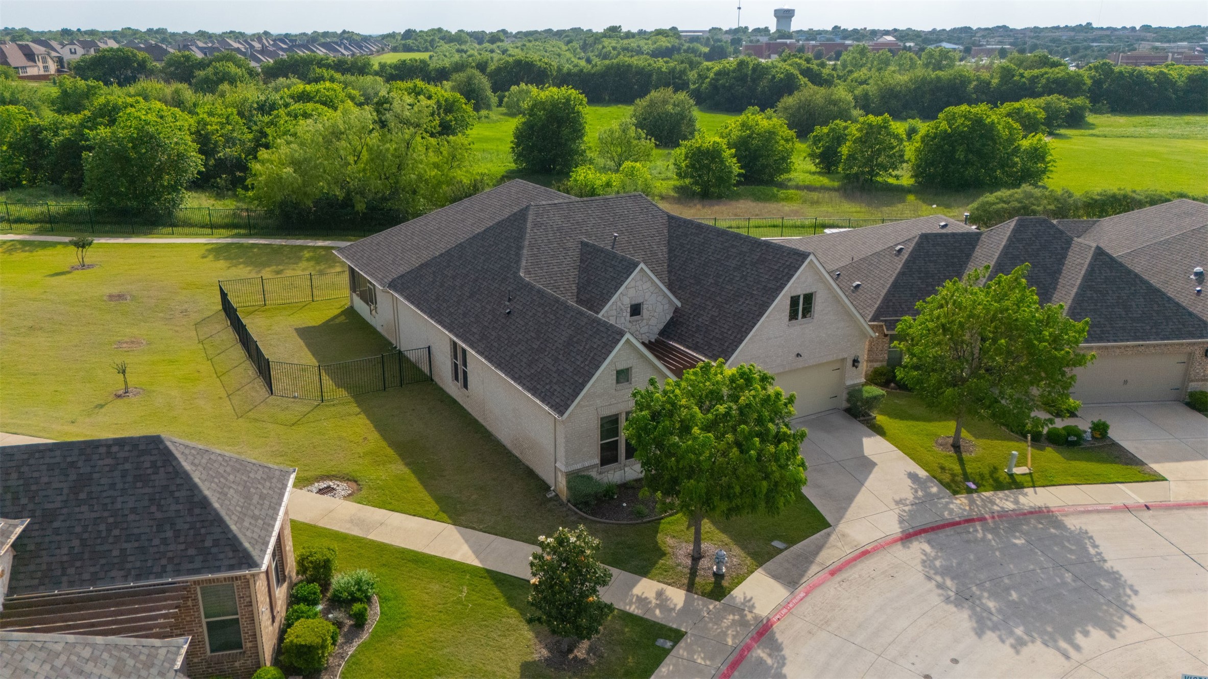 2801 Vista Azul Place 2801