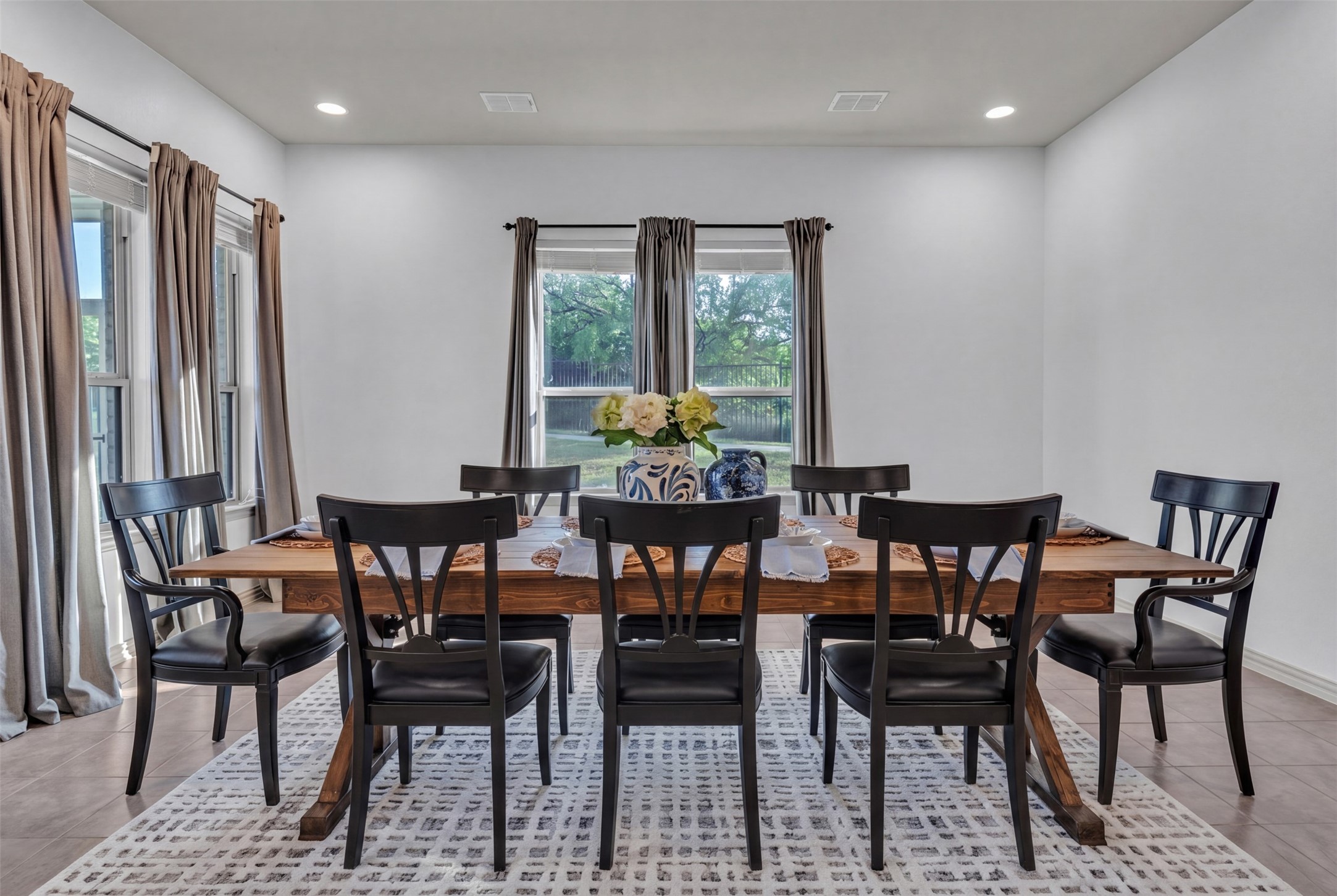 2801 Vista Azul Place 2801