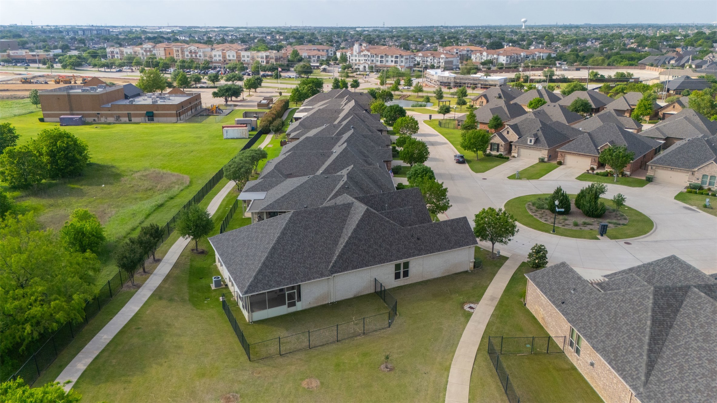2801 Vista Azul Place 2801