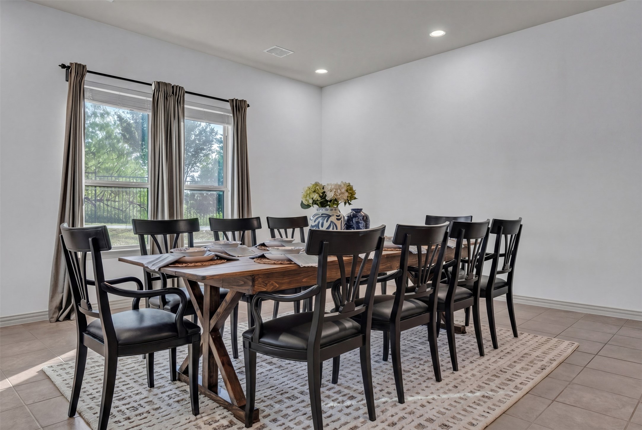 2801 Vista Azul Place 2801