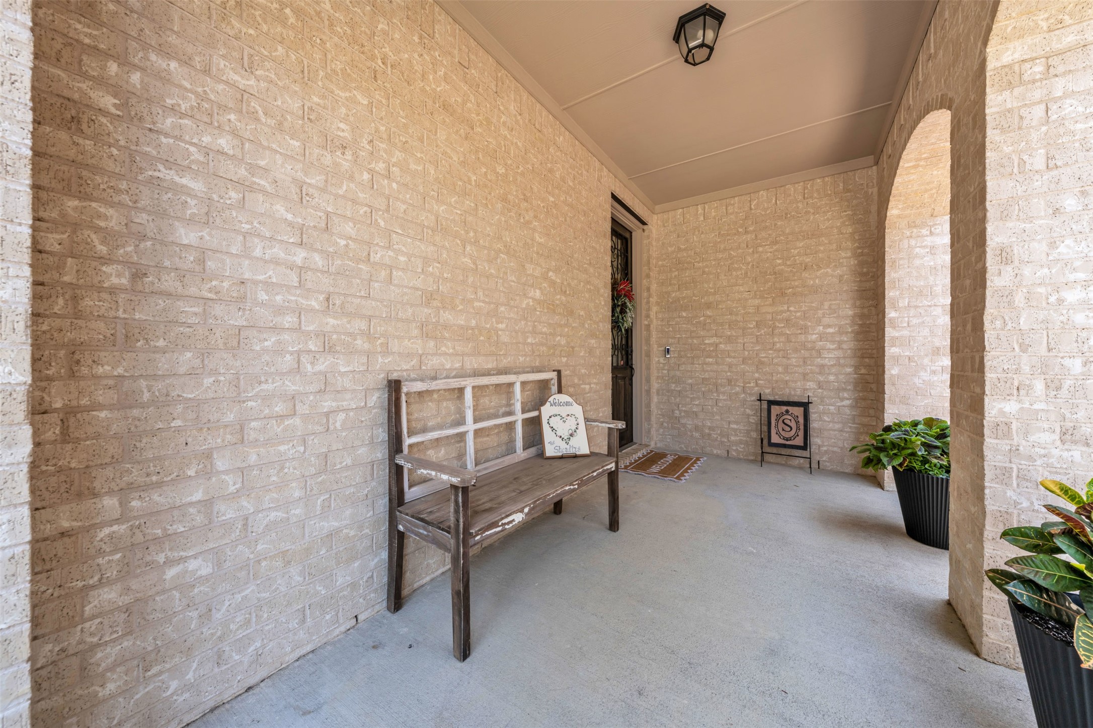 2704 Esplanade Boulevard 2704
