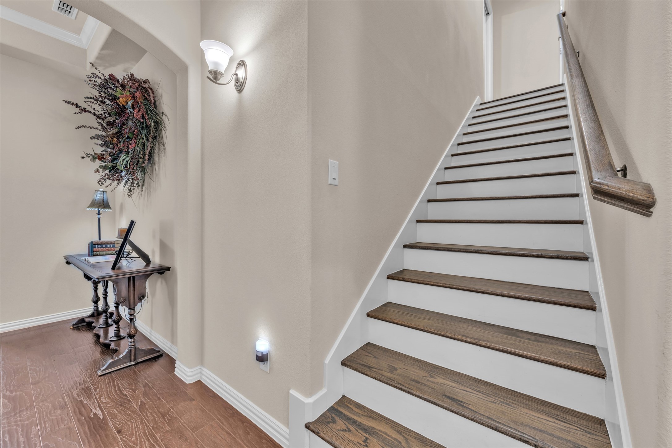 2704 Esplanade Boulevard 2704