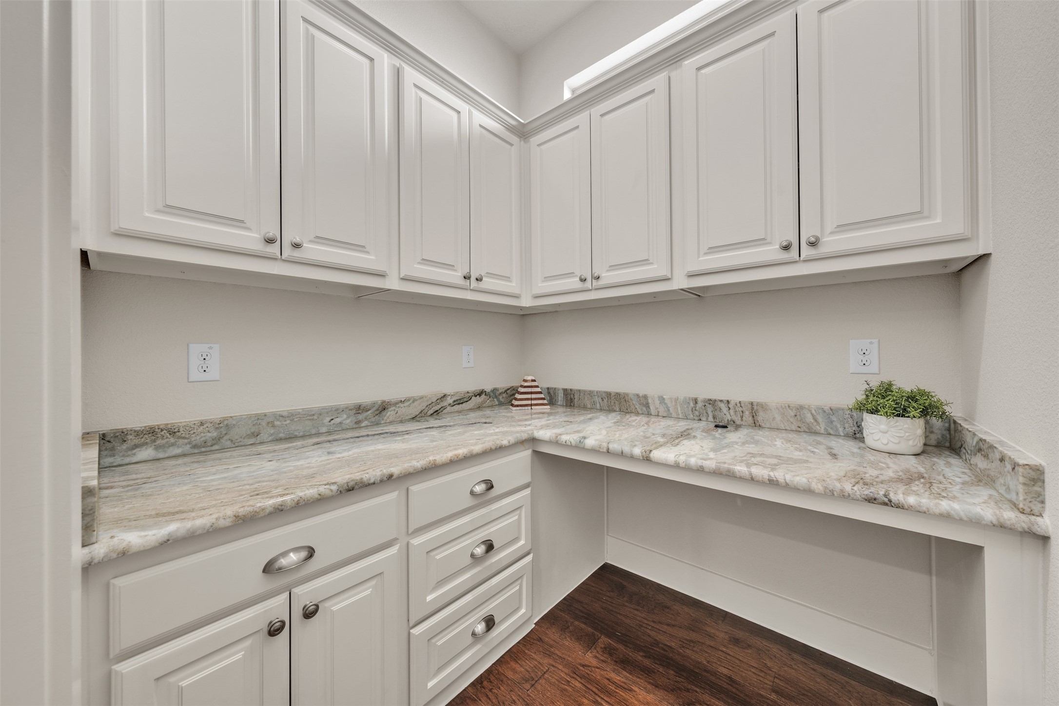 2908 Esplanade Boulevard 2908