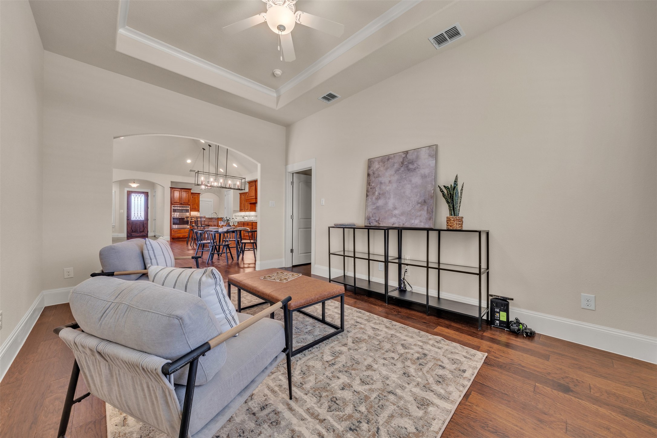 2908 Esplanade Boulevard 2908