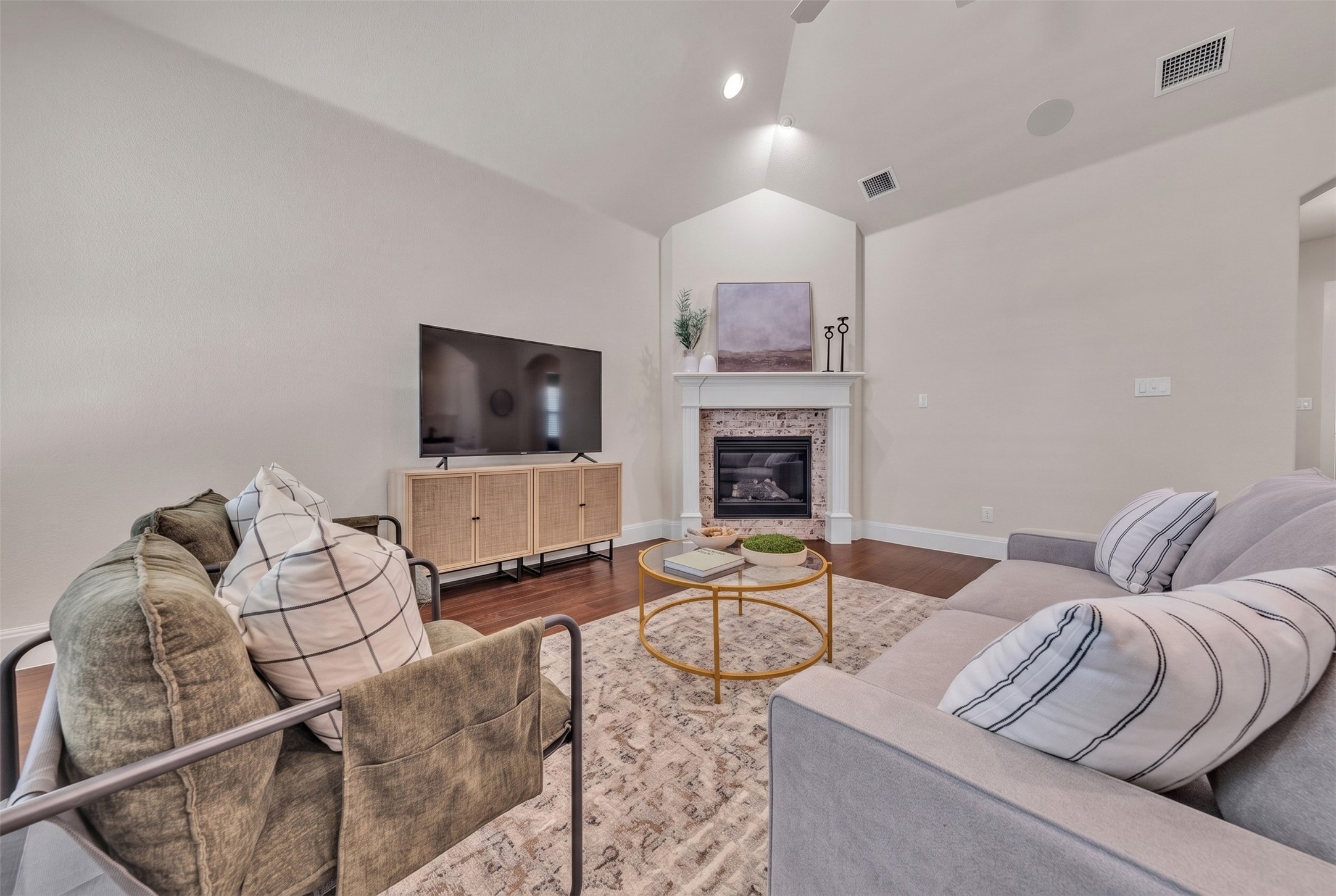 2908 Esplanade Boulevard 2908