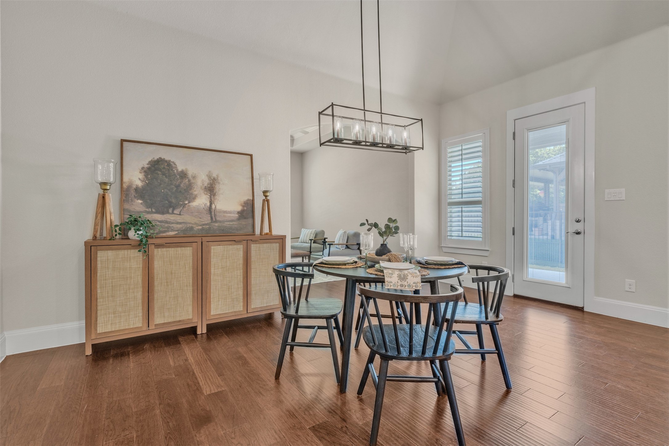 2908 Esplanade Boulevard 2908