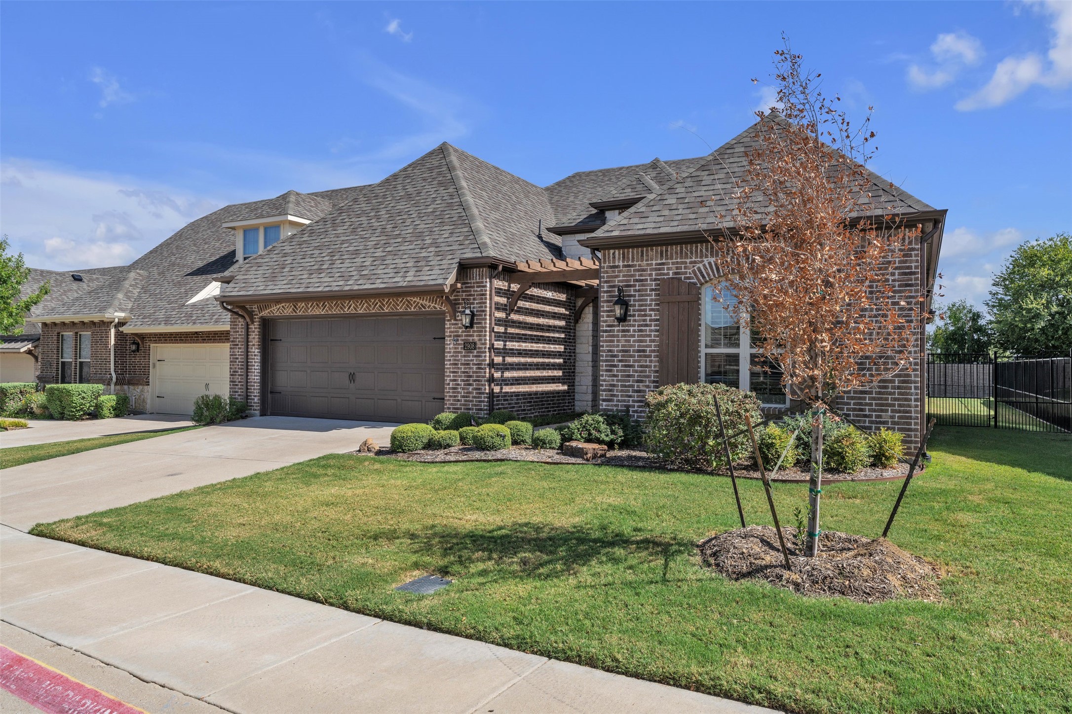 2908 Esplanade Boulevard 2908