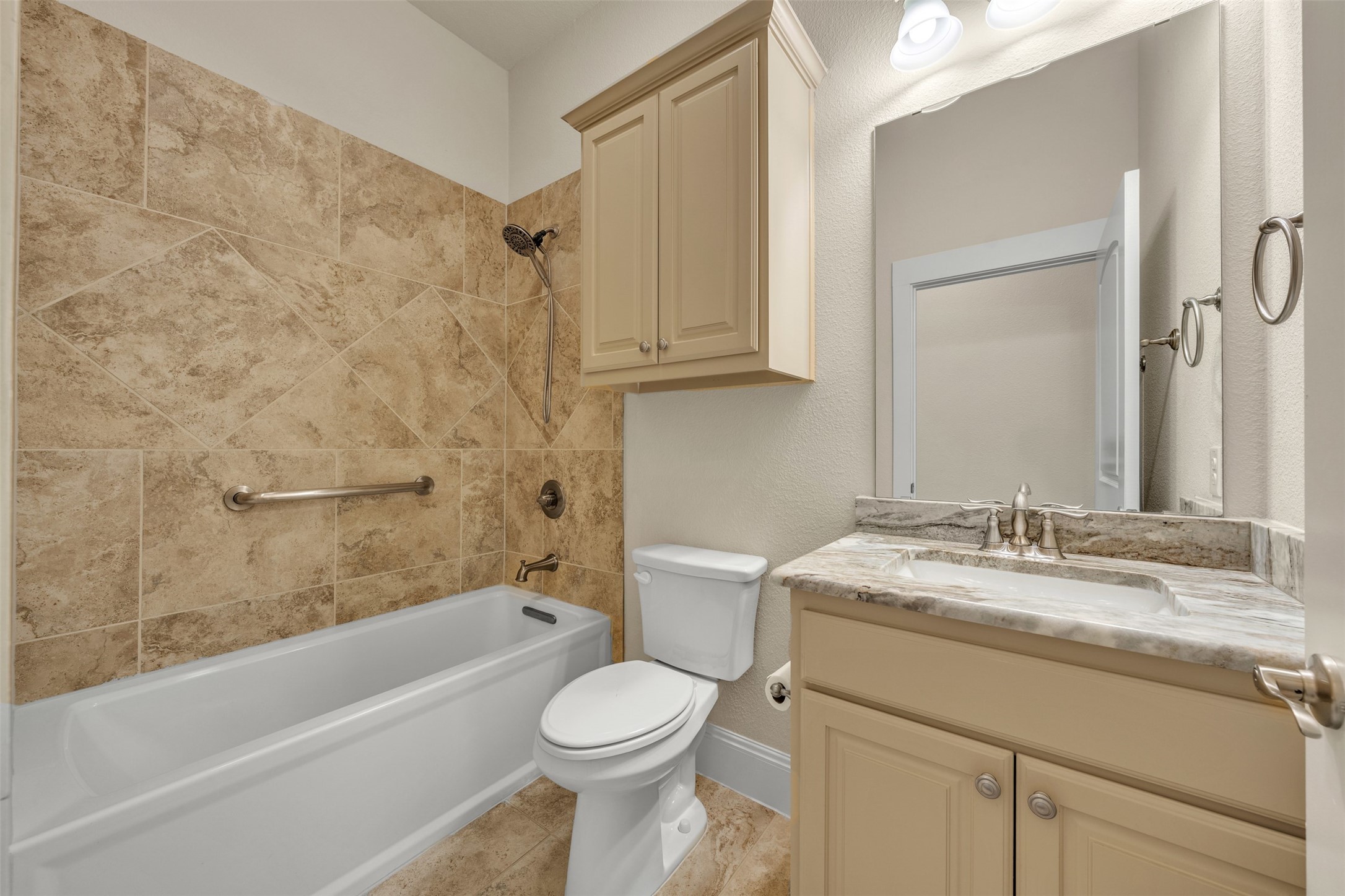 2908 Esplanade Boulevard 2908
