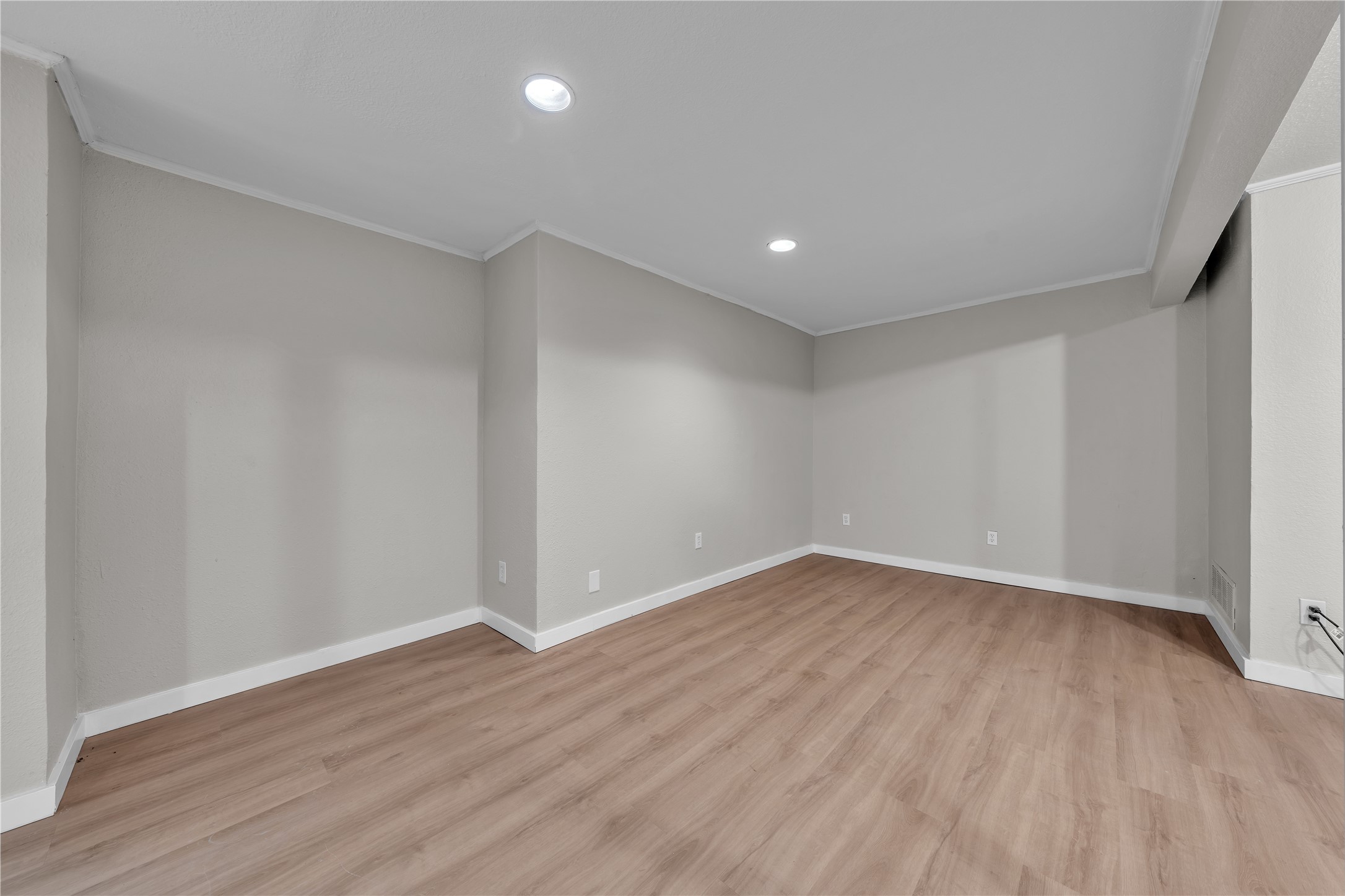 4404 Rain Forest Drive