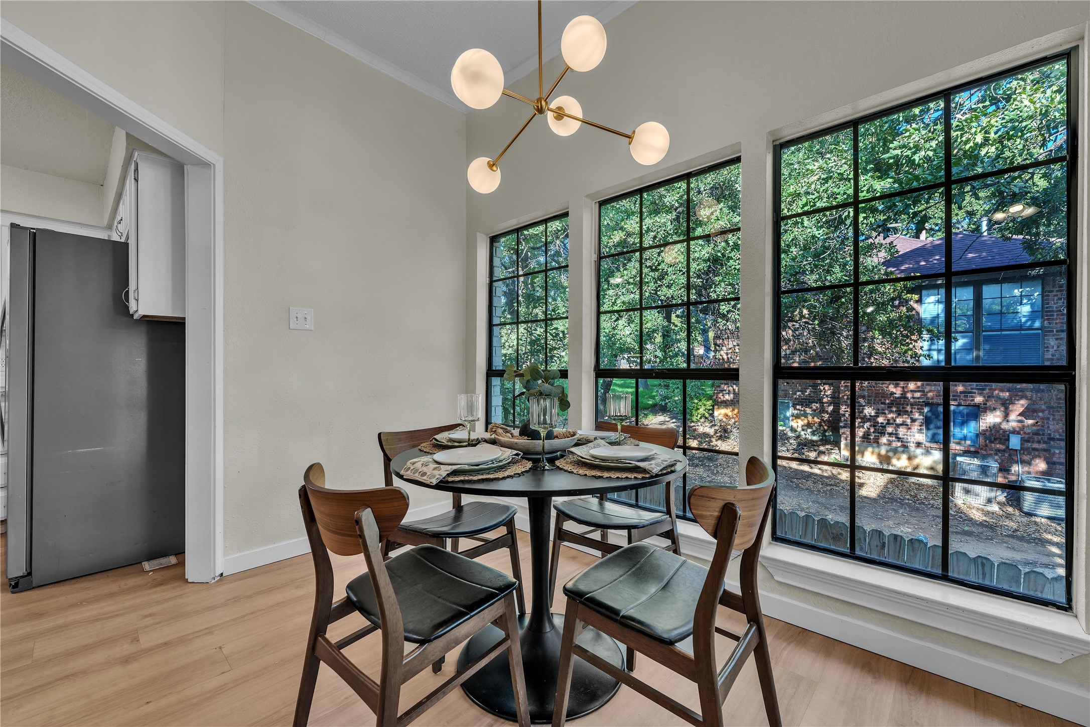 4404 Rain Forest Drive