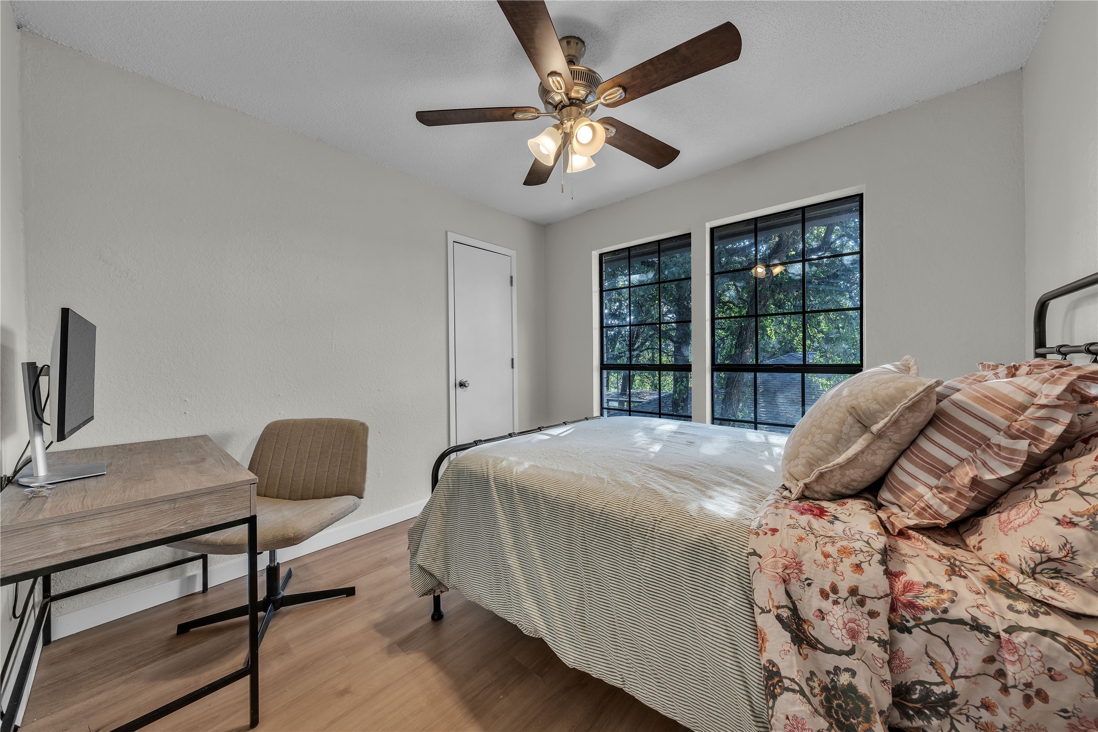 4404 Rain Forest Drive