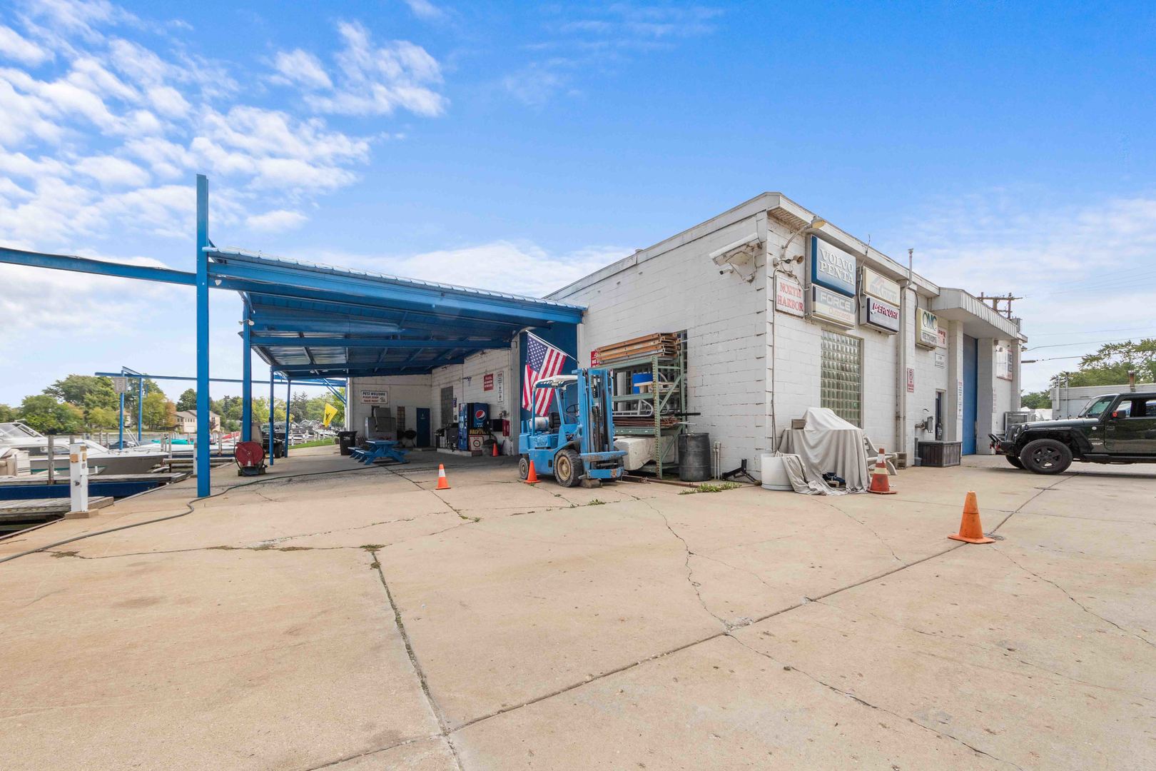3308 Waukegan Road